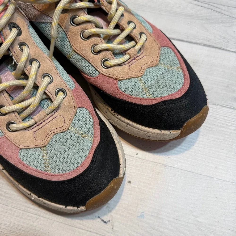 TAOS WOMEN'S ADVANCE ACTIVE OXFORD RETRO MULTI women's 8